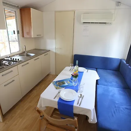 Cherry Mobile Homes Classic Eurohouse Park Soline Holiday home Biograd Na Moru